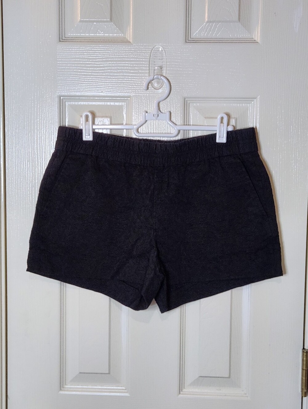 J. Crew Black Floral Jacquard Boardwalk Pull On Shorts Size 6
